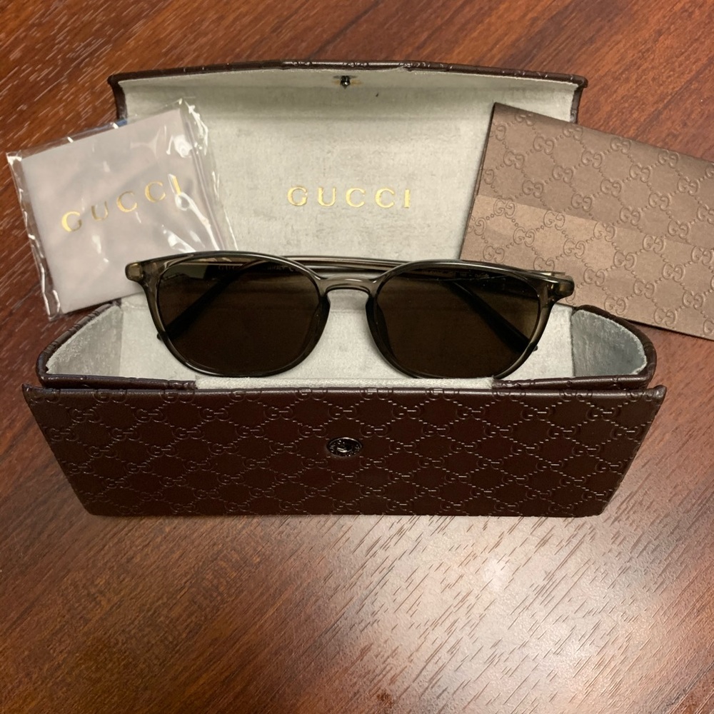 GUCCI Shades